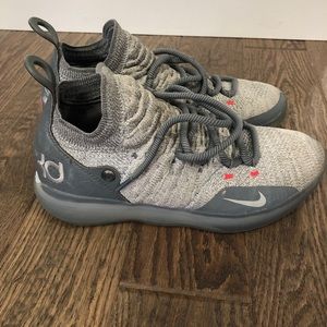 Kd 11 cool grey